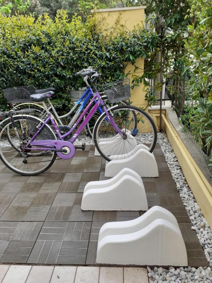 Minzoni94 - Twobedroom+Garden リド・ディ・カマイオーレ エクステリア 写真