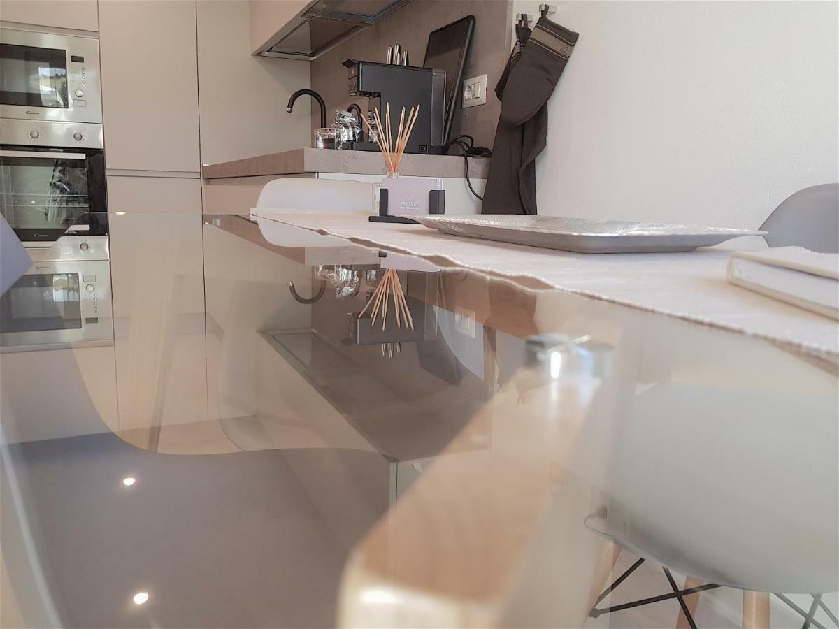 Minzoni94 - Twobedroom+Garden リド・ディ・カマイオーレ エクステリア 写真