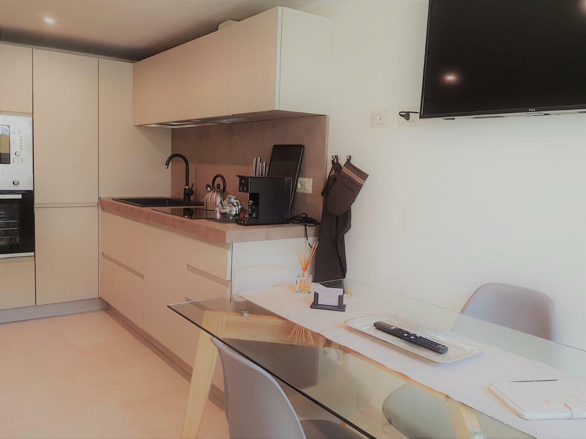 Minzoni94 - Twobedroom+Garden リド・ディ・カマイオーレ エクステリア 写真