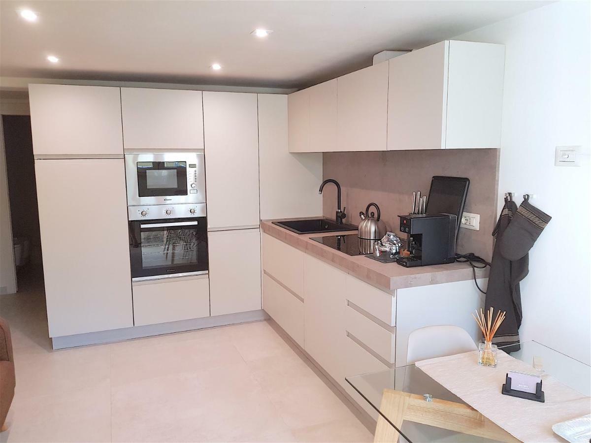 Minzoni94 - Twobedroom+Garden リド・ディ・カマイオーレ エクステリア 写真