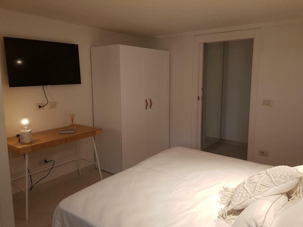 Minzoni94 - Twobedroom+Garden リド・ディ・カマイオーレ エクステリア 写真