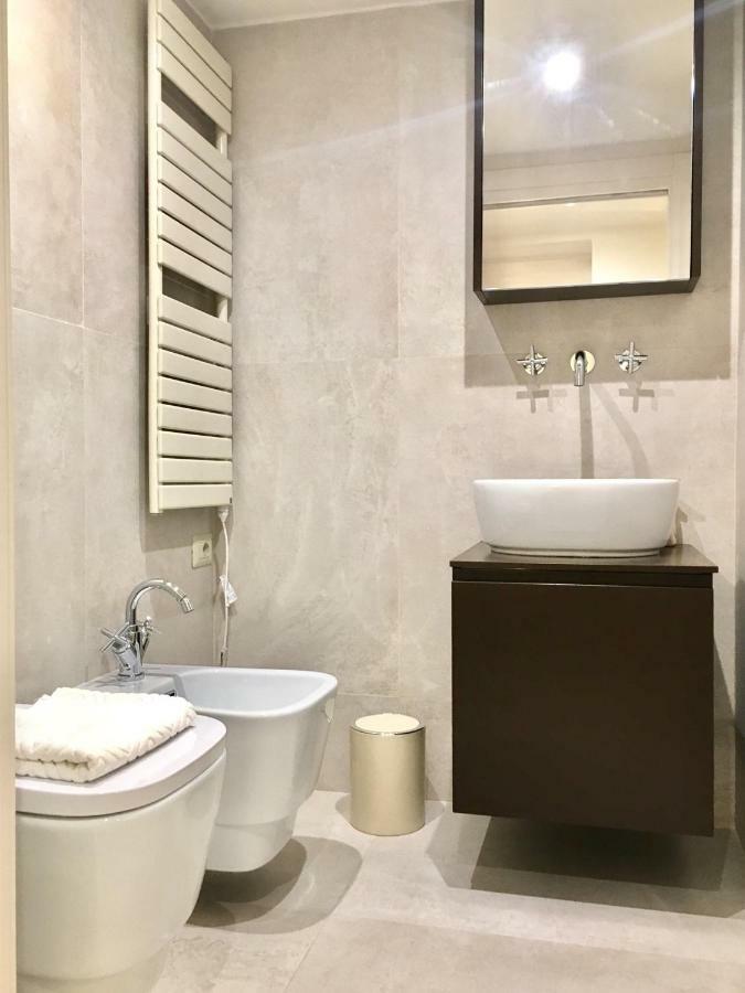 Minzoni94 - Twobedroom+Garden リド・ディ・カマイオーレ エクステリア 写真